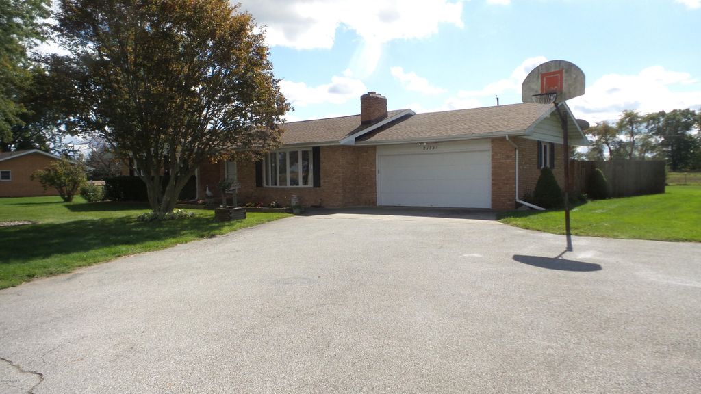 21391 Redfield St, Edwardsburg, MI 49112 Trulia