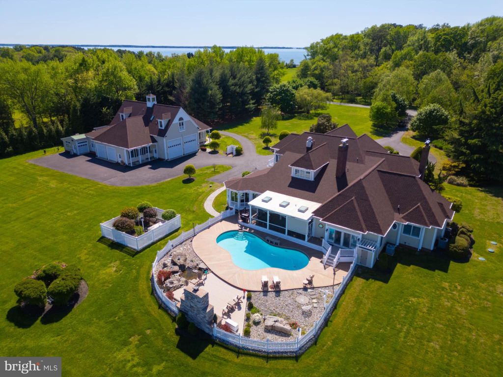 3027 Bennett Point Rd, Queenstown, MD 21658