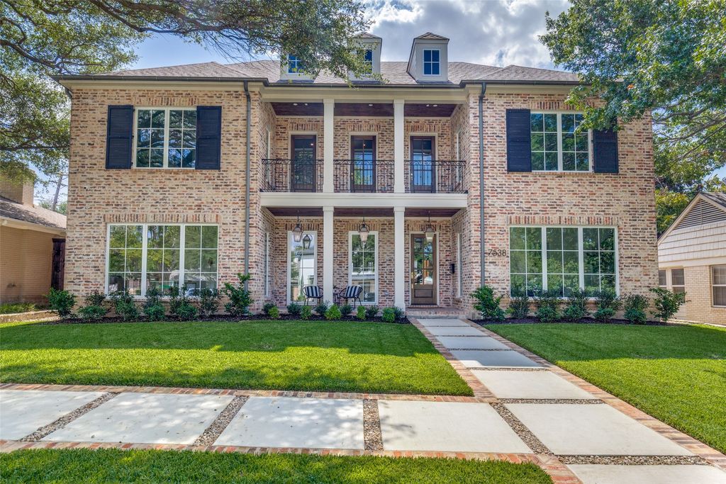 Dallas, TX Homes For Sale & Real Estate - 3,852 Homes | Trulia