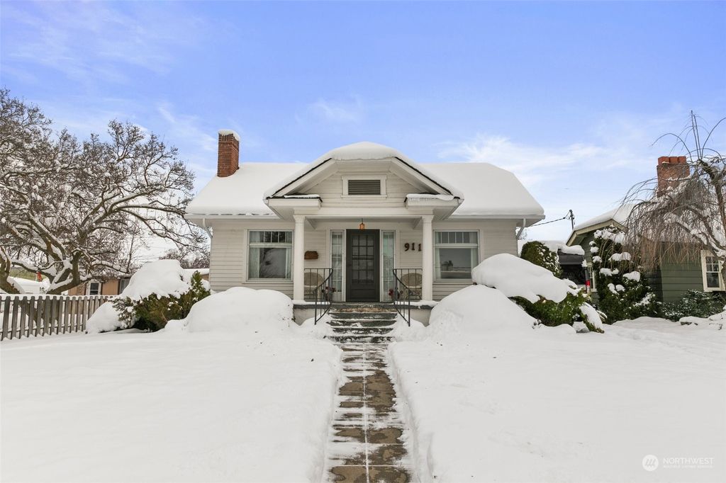 911 Idaho Street, Wenatchee, WA 98801