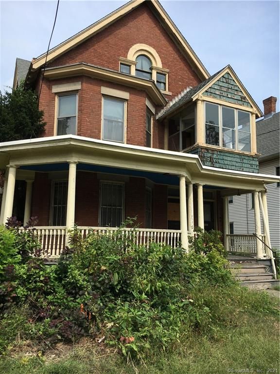 140 Allen Pl, Hartford, CT 06106