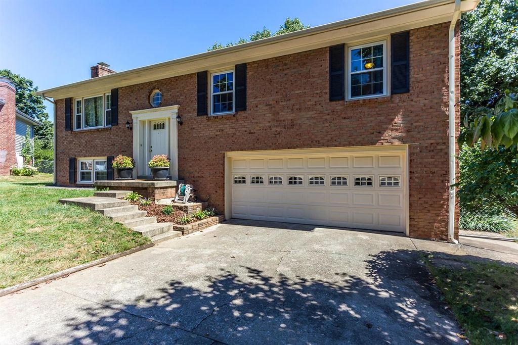 3805 Forsythe Ct, Lexington, KY 40514