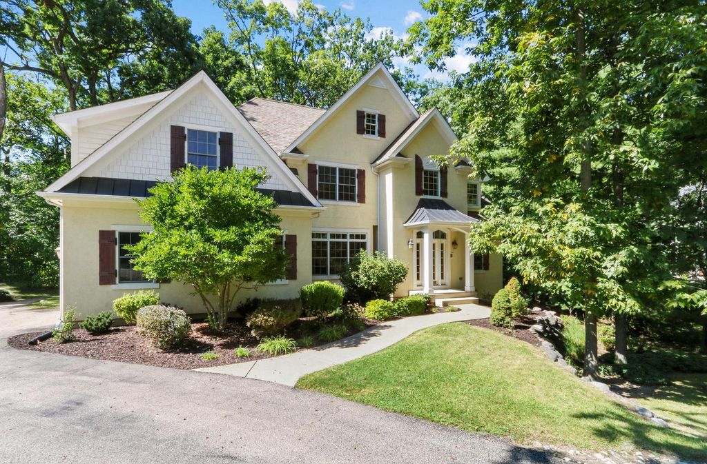 1740 Royal St COURT, Lake Geneva, WI 53147 Trulia