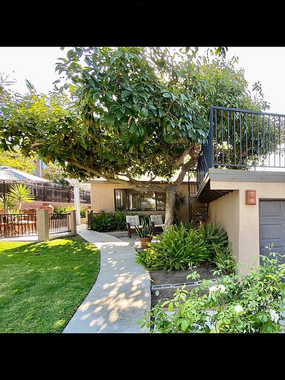 2030 Raymond Ave, Signal Hill, CA 90755