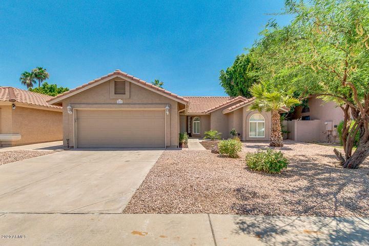 4217 E Tanglewood Dr, Phoenix, AZ 85048