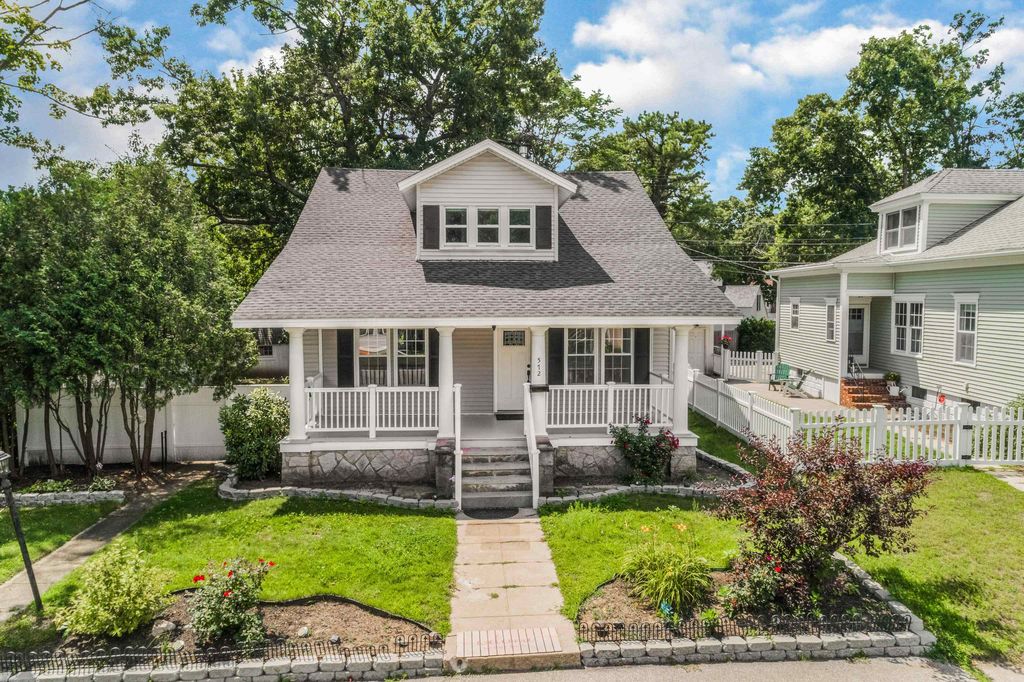 512 Coolidge Avenue, Manchester, NH 03102 Trulia