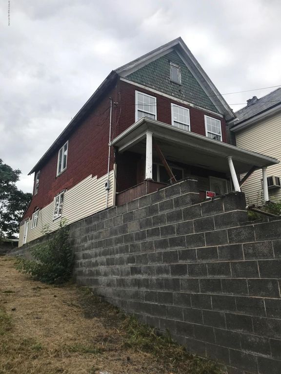 271 Blackman St, Wilkes Barre, PA 18702 See Est. Value, Schools & More