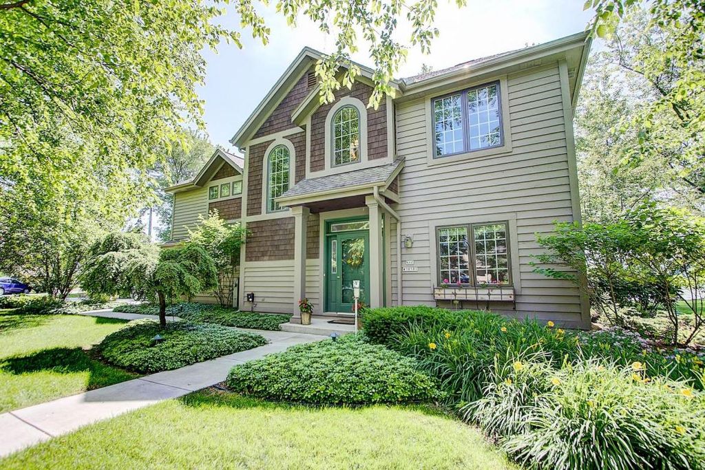 N60W38589 Blackhawk Dr, Oconomowoc, WI 53066 See Estimated Value