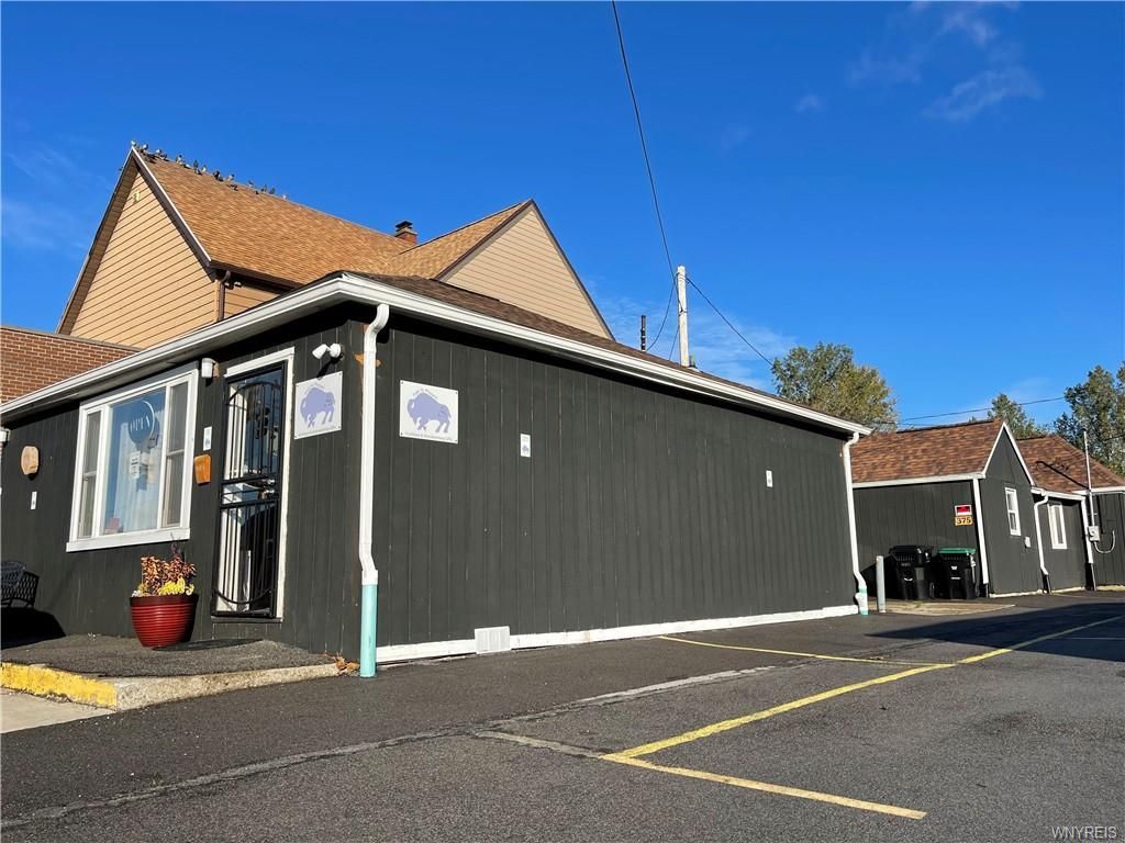 375 Kenmore Ave, Buffalo, NY 14223