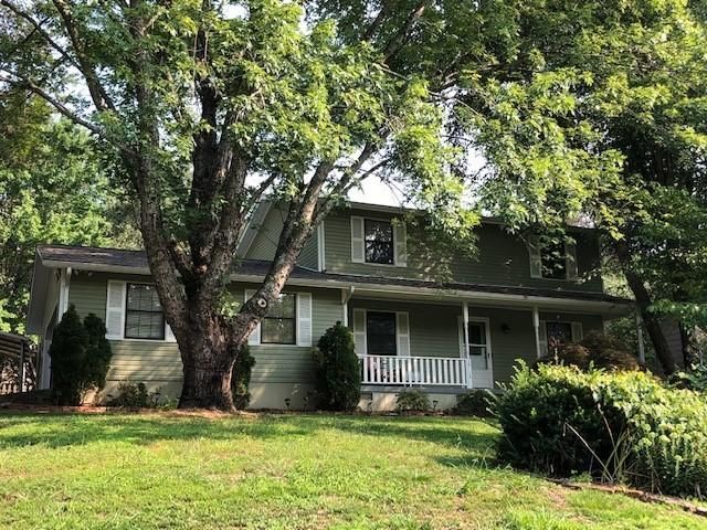 10113 Oak Creek Ln, Knoxville, TN 37932