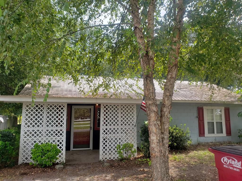 3811 Munson Ct, Plano, IL 60545 | Compass, image size:1024x768