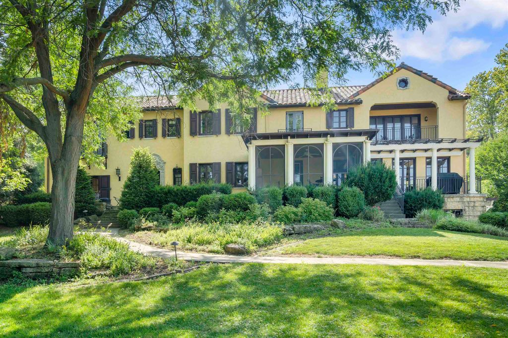 555 W 11th St, Dubuque, IA 52001 MLS 147855 Trulia