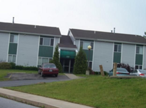 212 College Park Dr, Altoona, PA 16601
