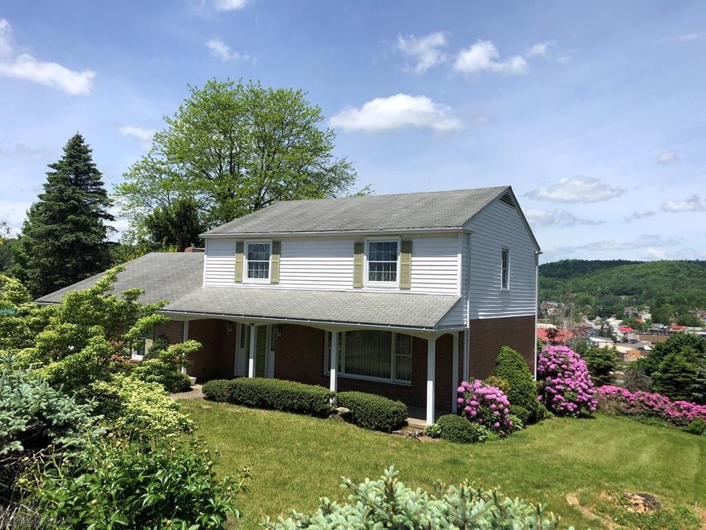 3801 Campbell Ave, Northern Cambria, PA 15714