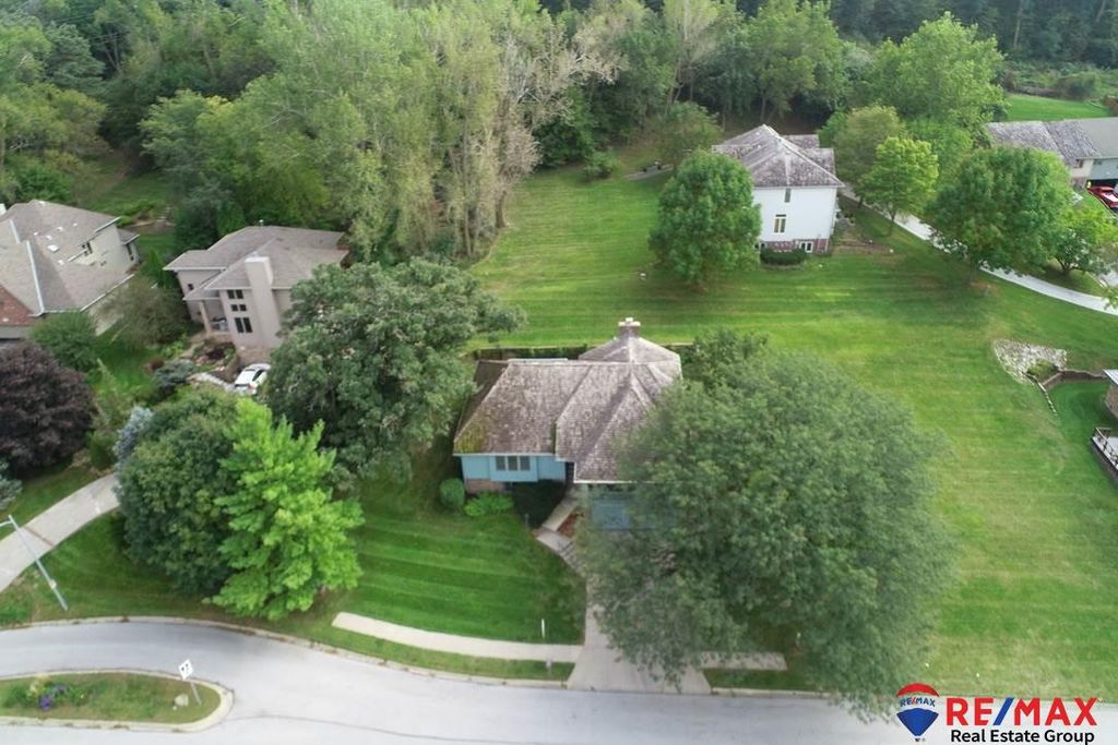 5119 Raven Oaks Dr, Omaha, NE 68152 Trulia