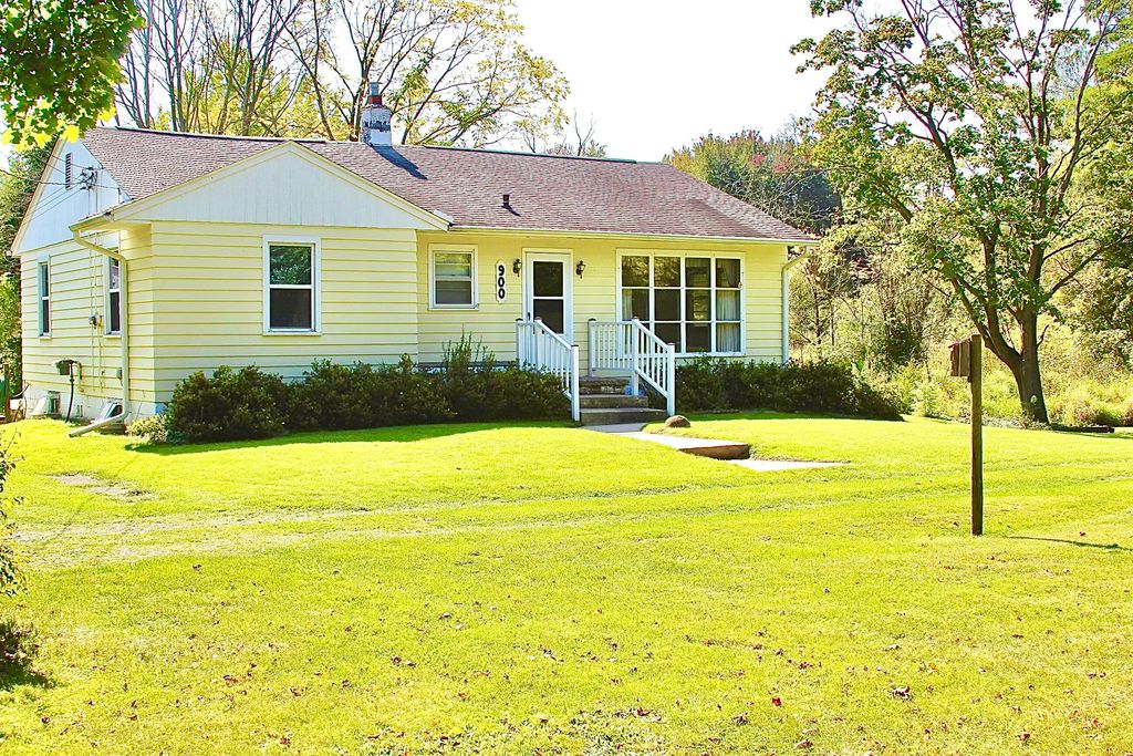 900 E Green St, Marshall, MI 49068 Trulia