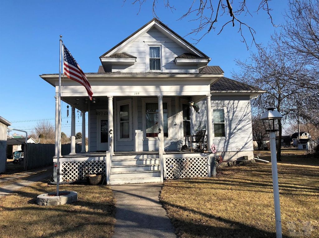 209 N Hamilton St, Keota, IA 52248 Trulia