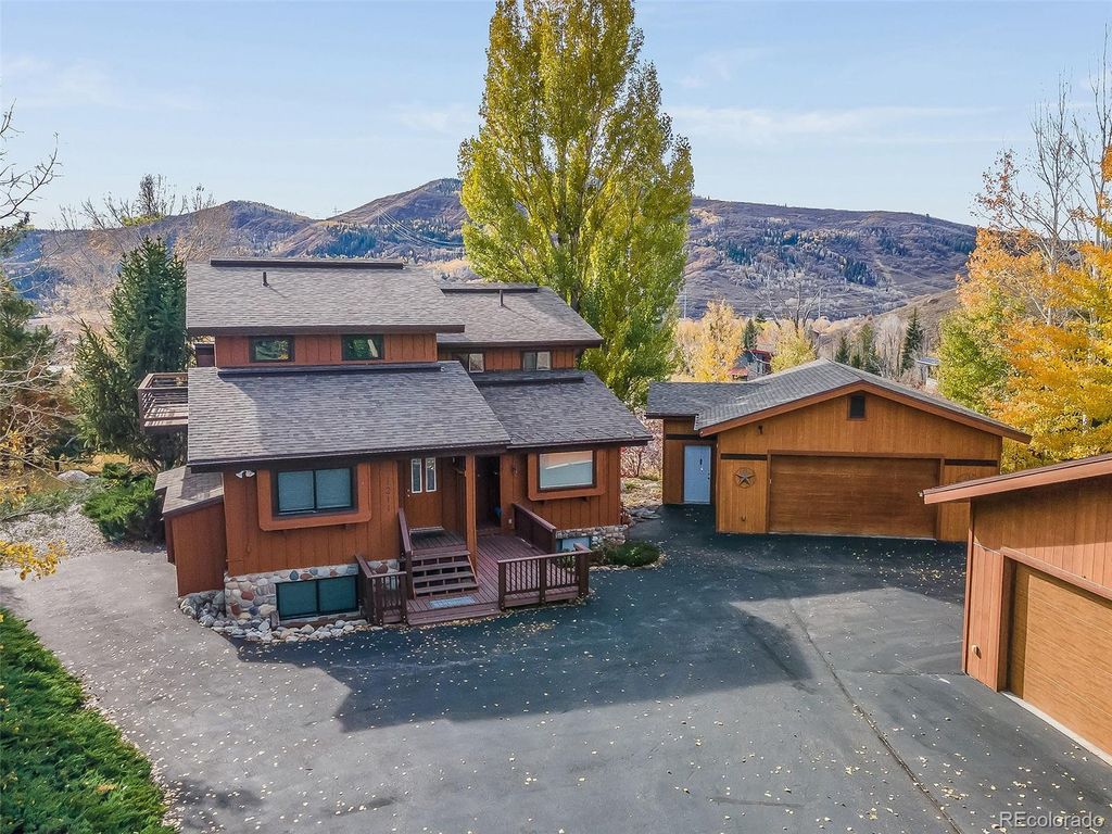 1209 Memphis Belle Ct, Steamboat Springs, CO 80487