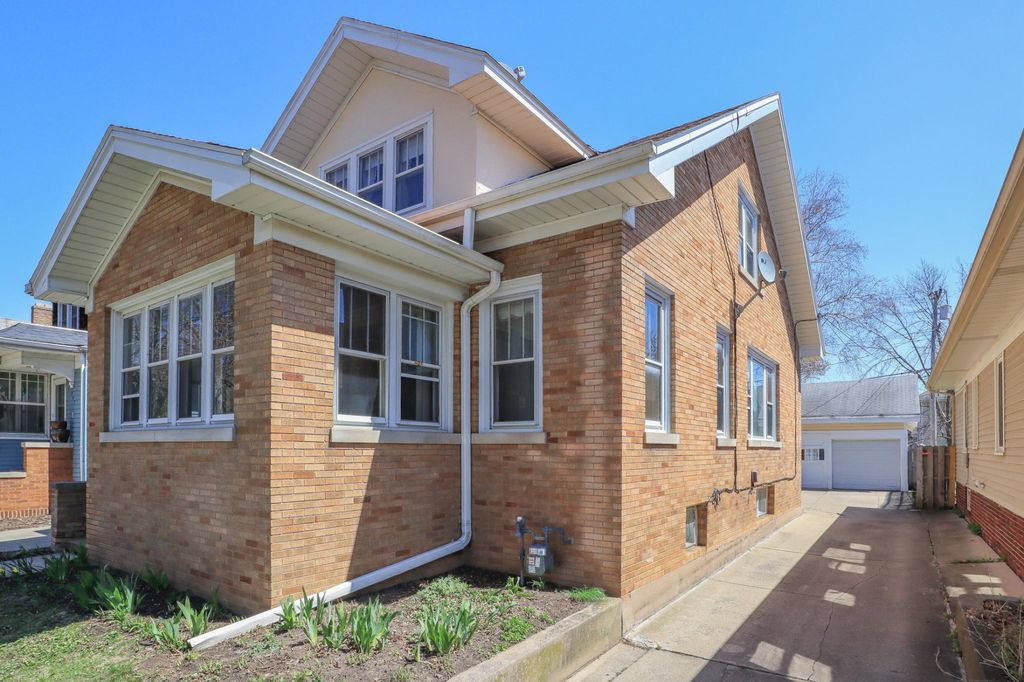 811 Blaine Ave, Racine, WI 53405 Trulia