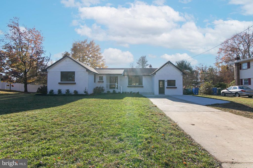 1213 Bedford Ave, Cherry Hill, NJ 08002