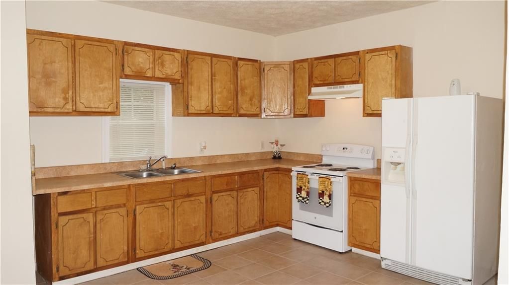150 Clayton St, Petersburg, VA 23803