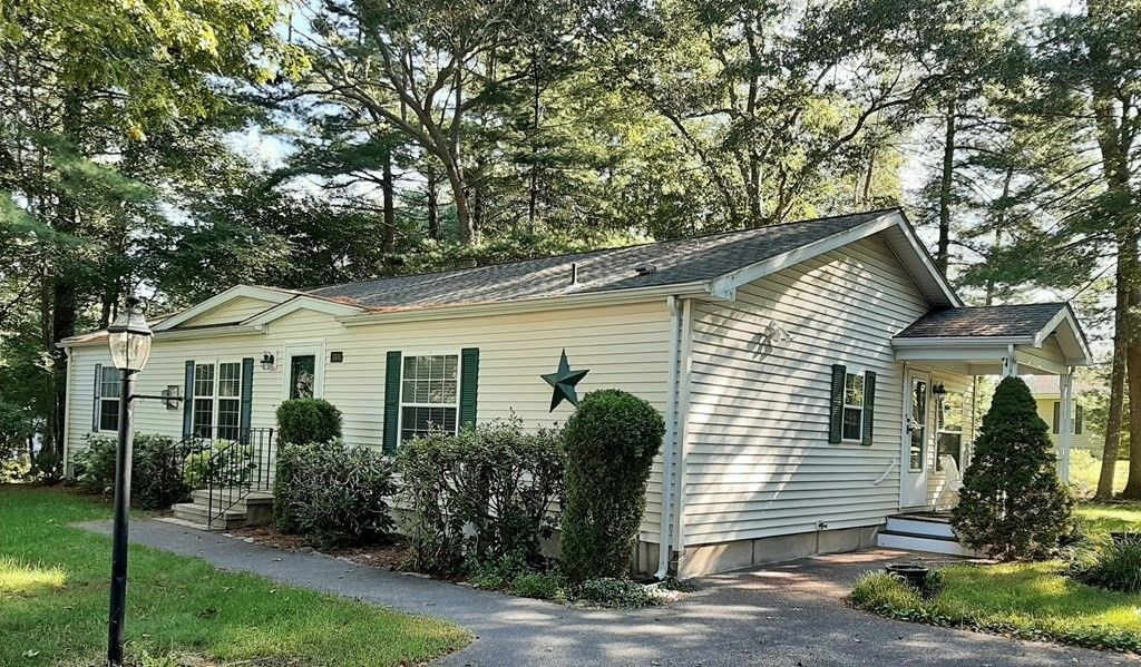 3804 Oak Point Dr, Middleboro, MA 02346 Trulia