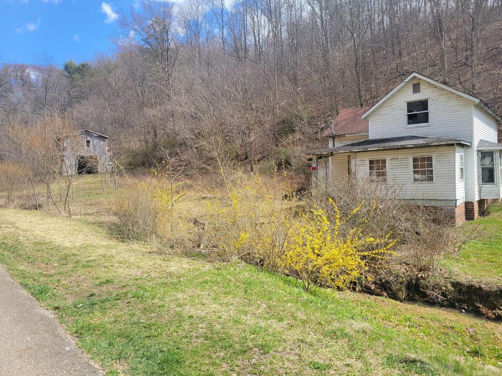 8885 Penn St, Glouster, OH 45732 MLS 223008062 Trulia