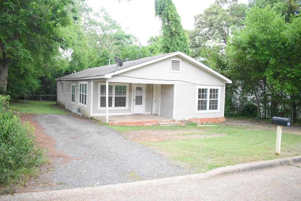 1117 Hackberry St, Nacogdoches, TX 75964 Trulia