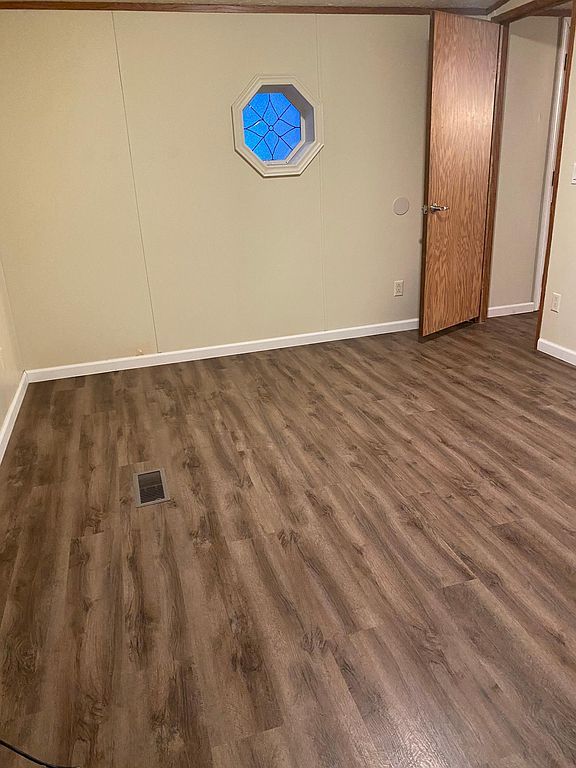 604 Charles St, Gillespie, IL 62033 Trulia