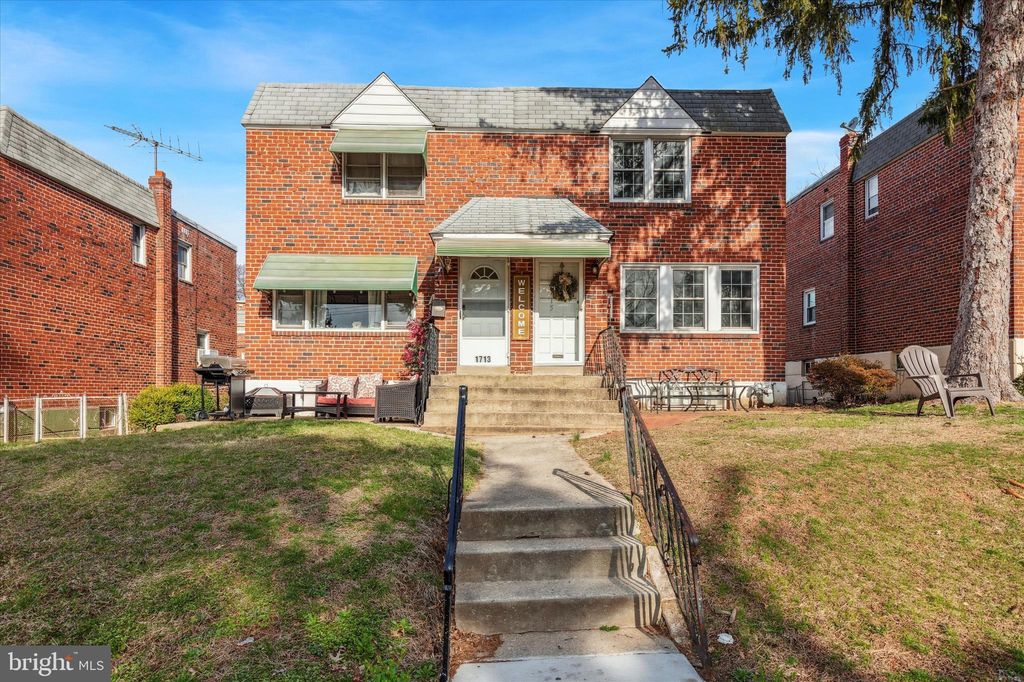 1713 Arch St, Norristown, PA 19401