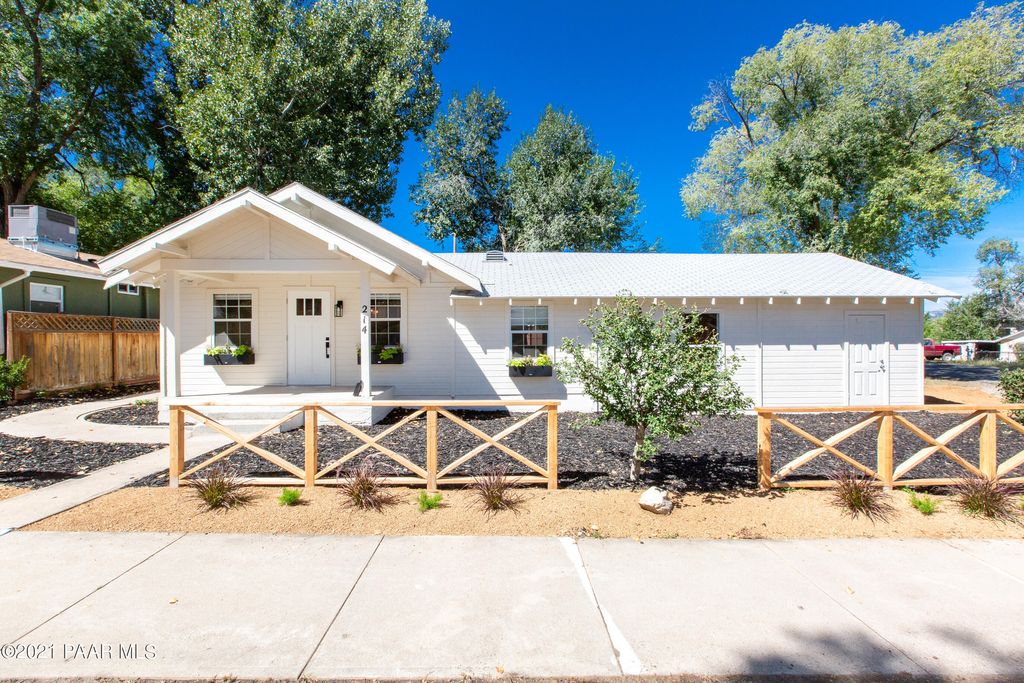 214 N Washington Ave, Prescott, AZ 86301