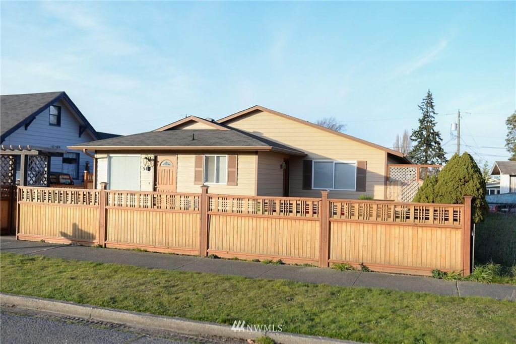 505 W 6th St, Pt Angeles, WA 98362