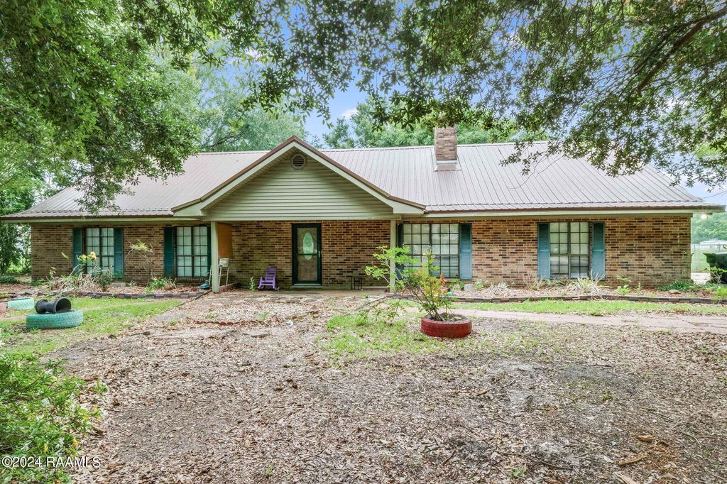 5504 Claude Viator Rd, New Iberia, LA 70560 MLS 24004667 Trulia