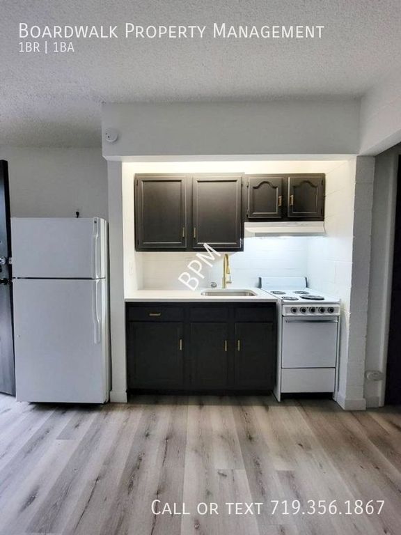 1803 S  Cascade Ave #22, Colorado Springs, CO 80905