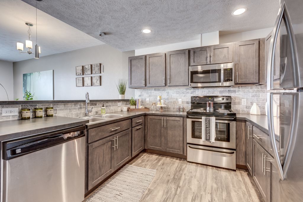 17016 E Indiana Pkwy, Greenacres, WA 99016