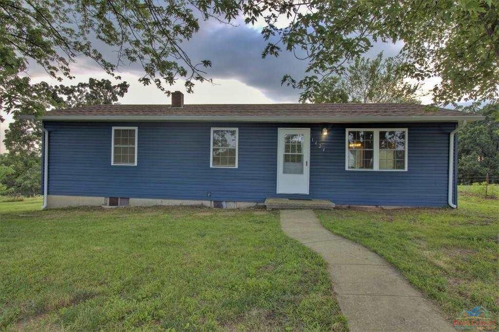1424 Syracuse Rd, Syracuse, MO 65354