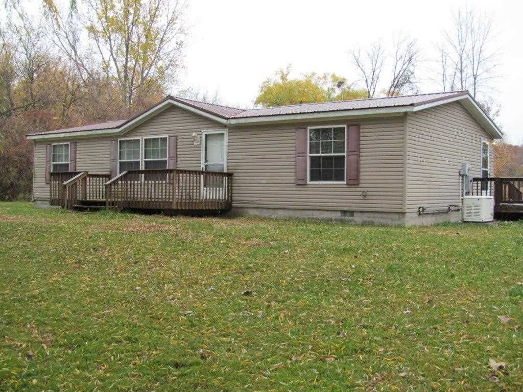 4144 Maloney Rd, Pinconning, MI 48650 3 Bed, 2 Bath Mobile / Manufactured MLS 50027698 16