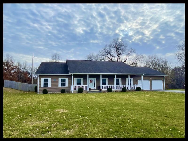 414 Old Highway 36 W, Bevier, MO 63532