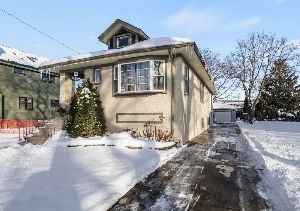 60513 Homes For Sale & 60513 Real Estate - 57 Homes | Trulia