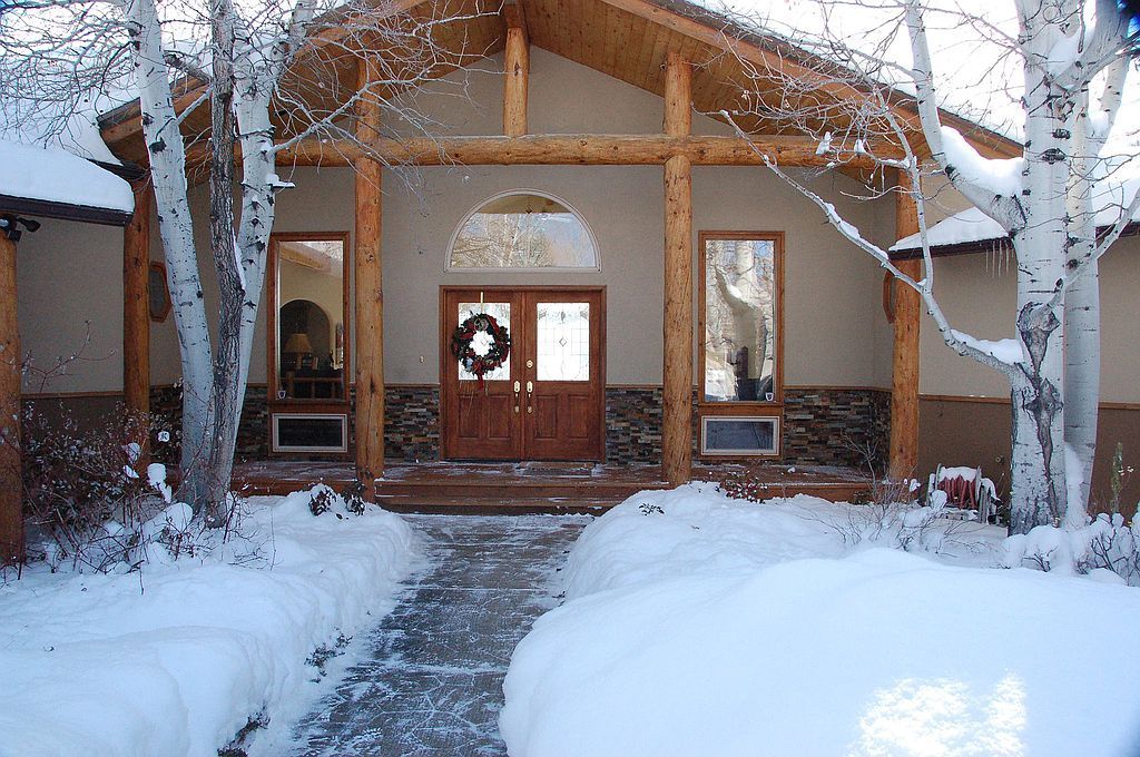 16318 6765th Rd, Montrose, CO 81401