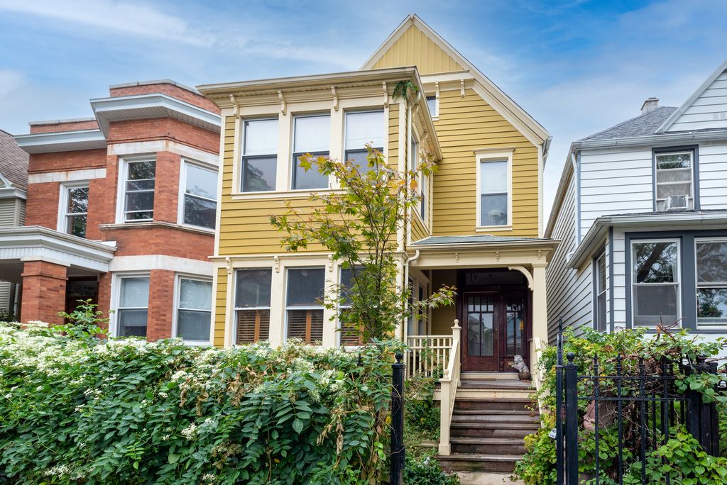 1618 W Bryn Mawr Ave, Chicago, IL 60660