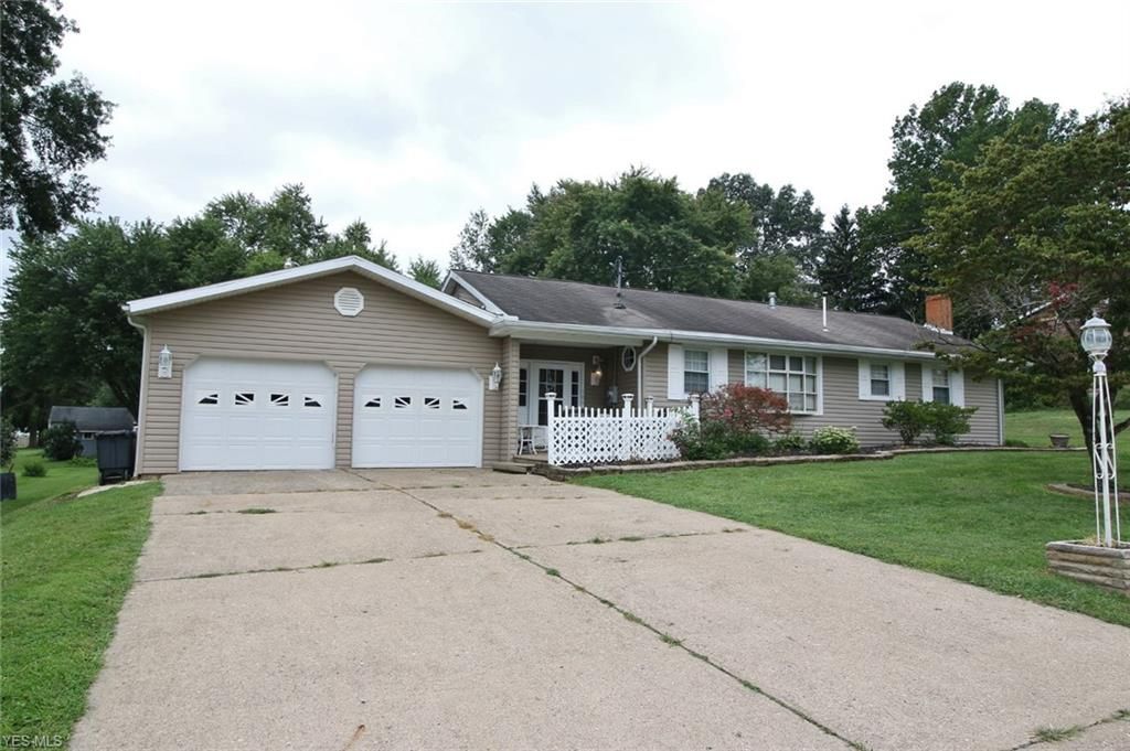 106 S Willow Dr, Zanesville, OH 43701 Trulia