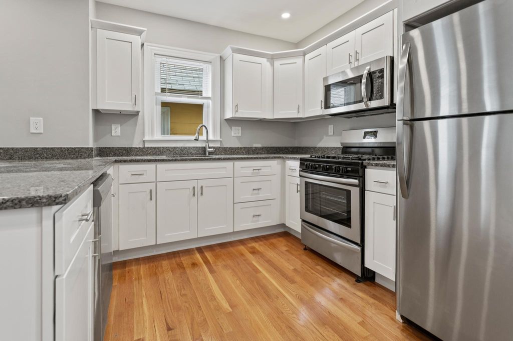 16 Clifton St #1, Roxbury, MA 02119