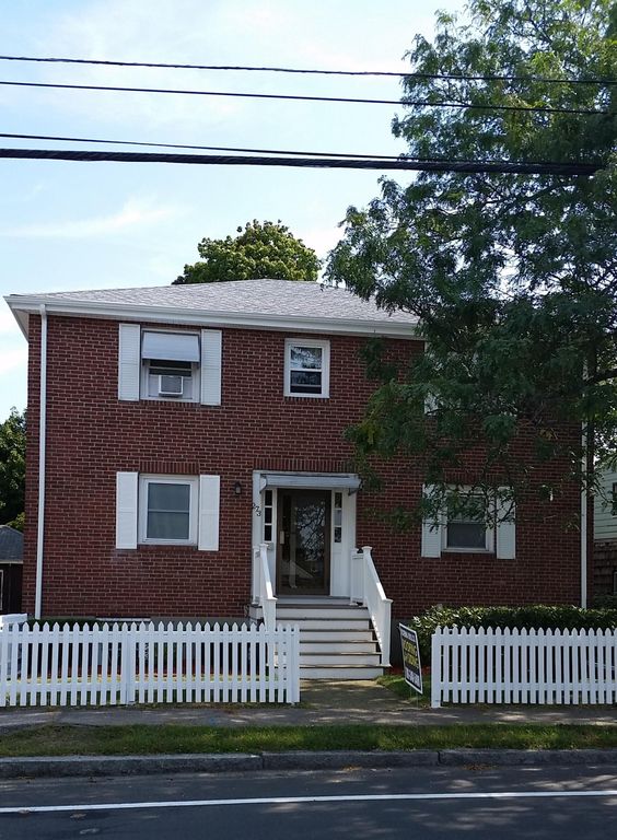 273 E Squantum St #2, Quincy, MA 02171