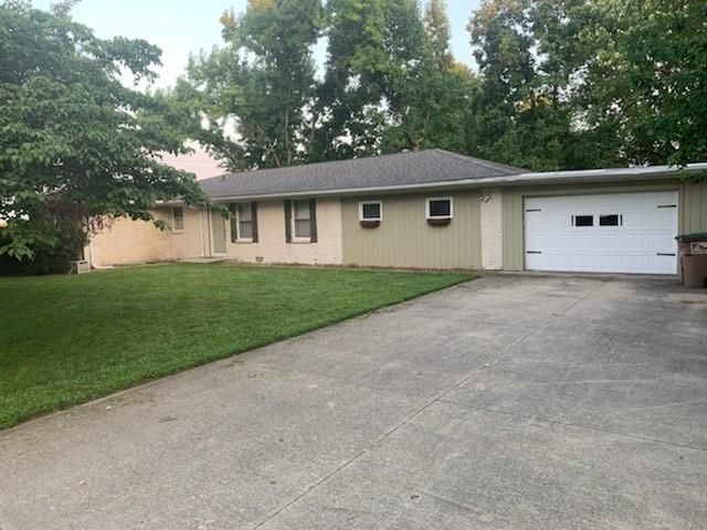 1165 Driftwood Ave, Columbus, IN 47203