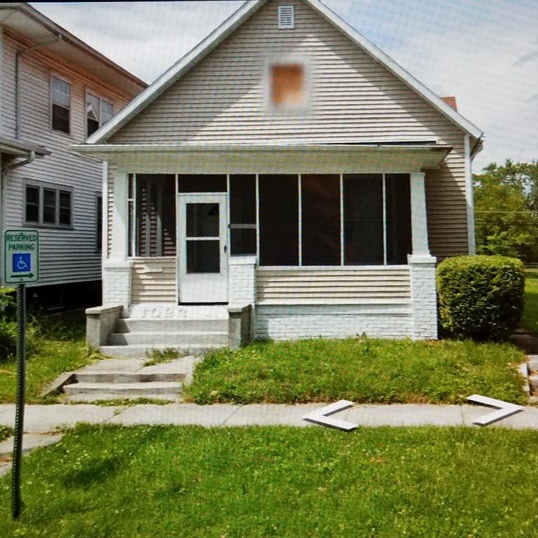 1023 E Berry St, Fort Wayne, IN 46803