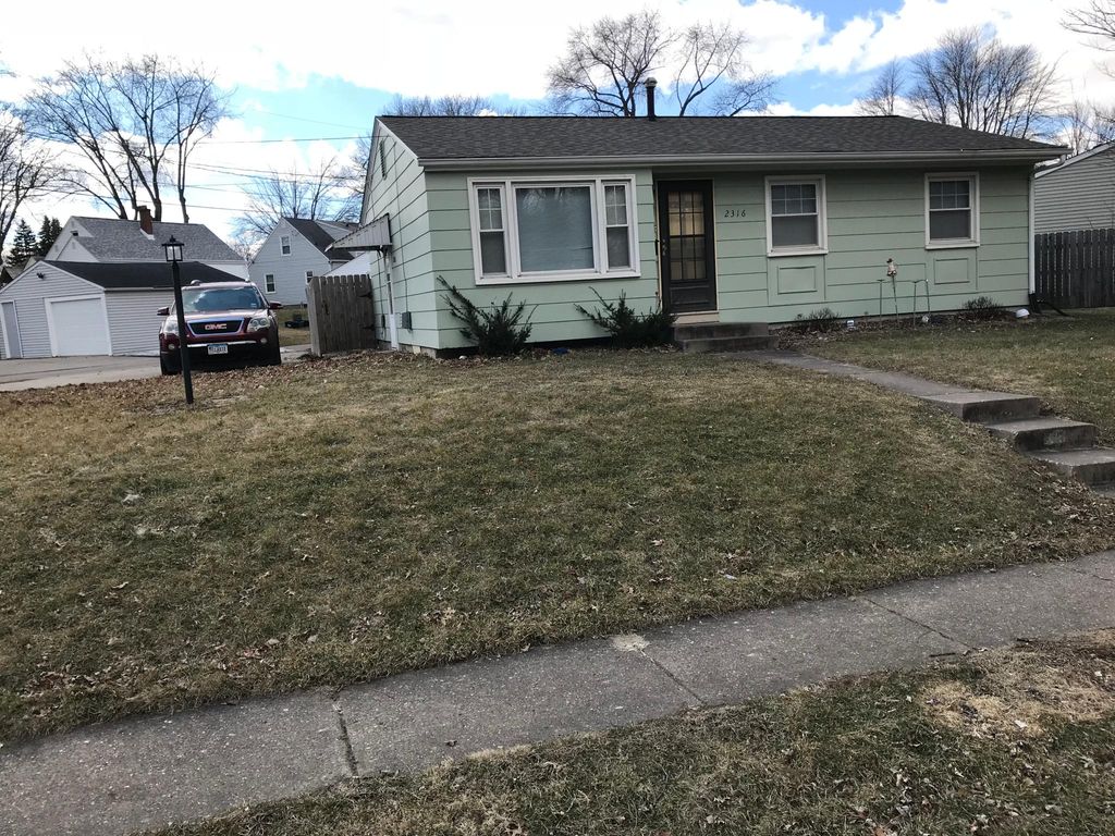 2316 Crescent Ave, Davenport, IA 52804 Trulia