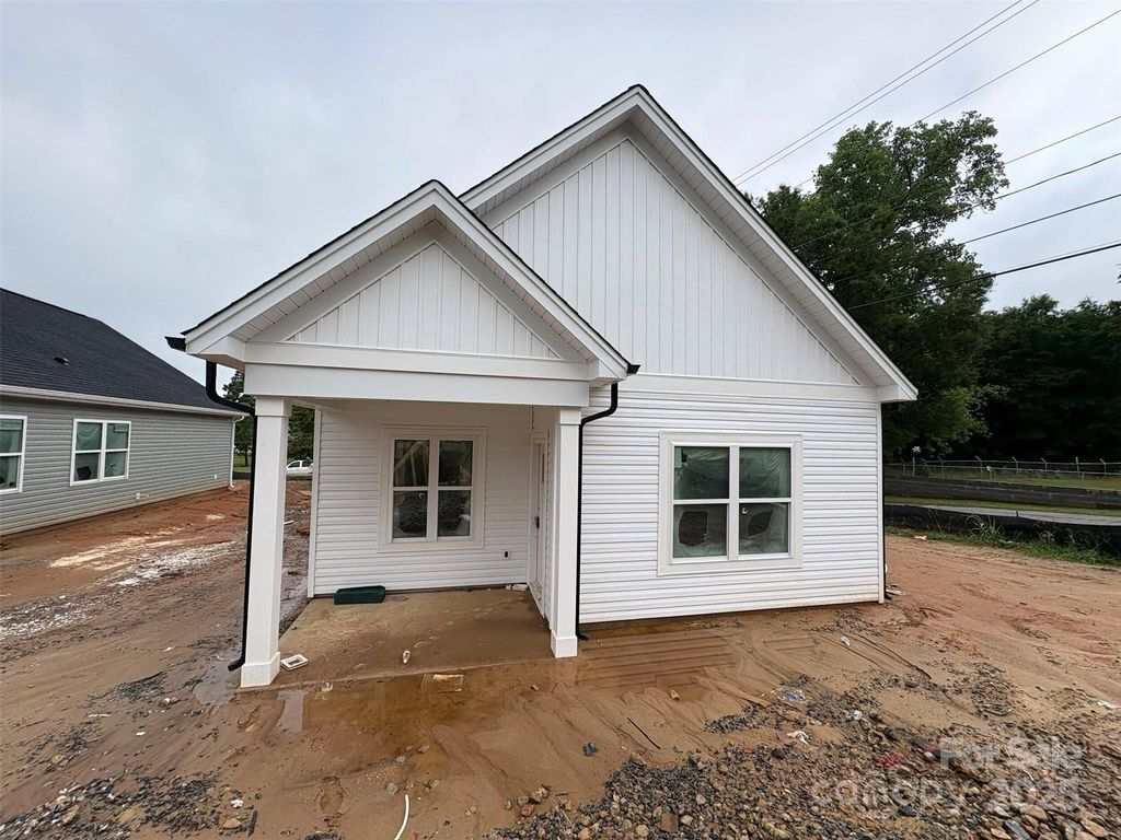 2639 Goble St, Gastonia, NC 28056