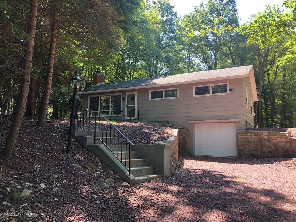 217 S Lake Dr, Lake Harmony, PA 3 Bed, 1 Bath SingleFamily Home Trulia