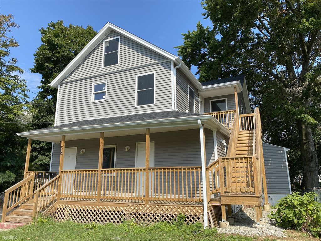 58 Fairfield Ave, Stamford, CT 06902